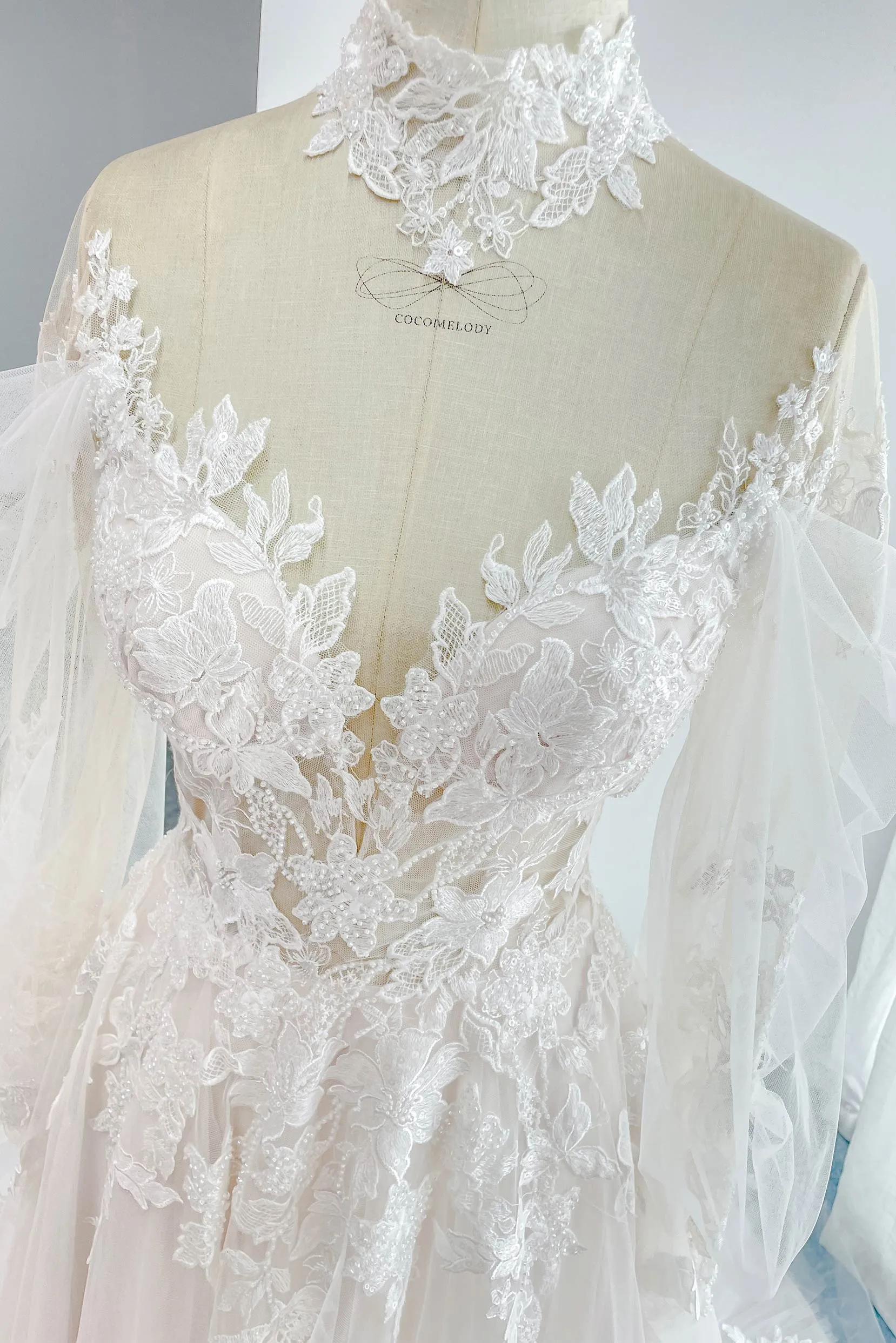 A-Line Court Train Lace Tulle Wedding Dress CW3156