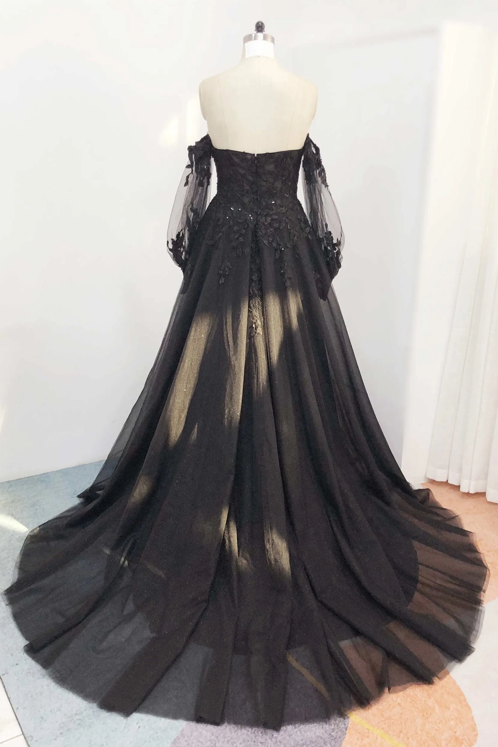 A-Line Court Train Tulle Wedding Dress CW2586