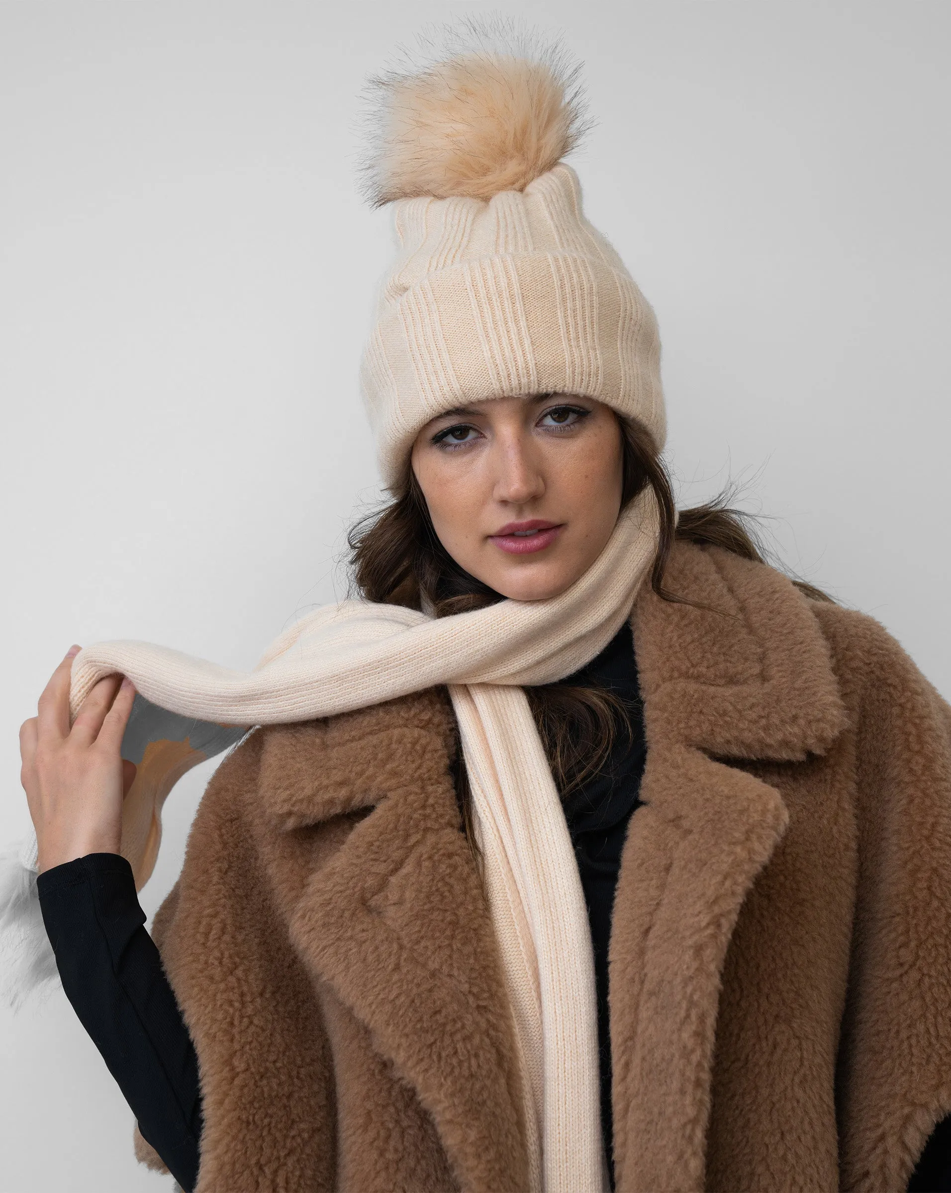 Faux Fur Pom-Pom Wool Hat